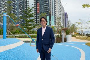 Sr LAM Ka-fai, Francis, Chairman of the Task Force on Kai Tak Harbourfront Development, remarks that some of the harbourfront promenades are “Public Open Space in Private Development” (POSPD).  This means that when the developers take forward their commercial projects, the Government will require the construction of promenades within their private harbourfront lots, and the completed promenades will be managed by the developers and opened for public enjoyment in accordance with the lease conditions.  The Kai Tak Sports Park Hotel Development is one of such examples.