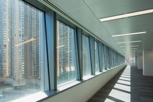 斜玻璃幕墙主要应用于税务中心的办公室范围，用家均感到满意。